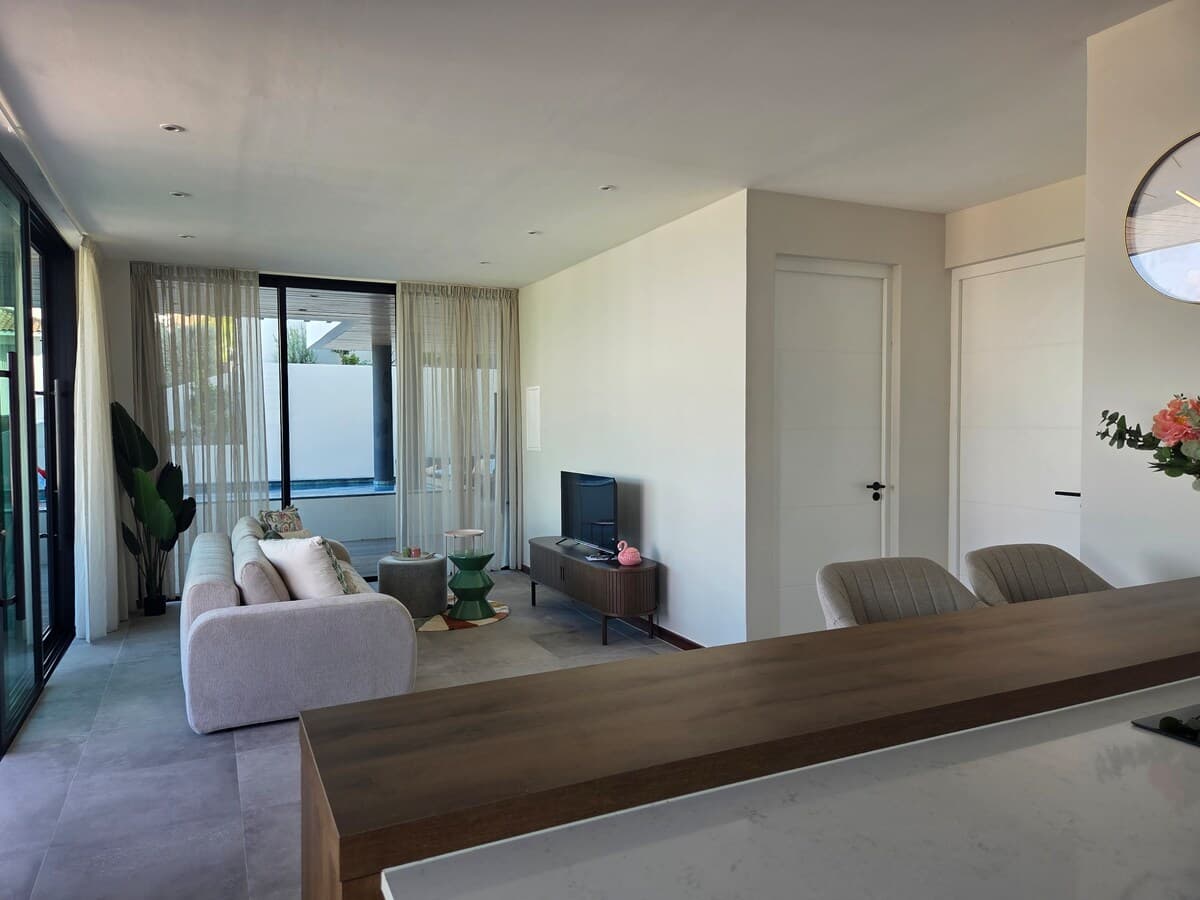 Blue Bay Paradise — woonkamer